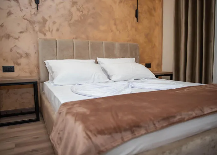 Ora E Vjeter1 Alojamento de Acomodação e Pequeno-almoço Vlorë