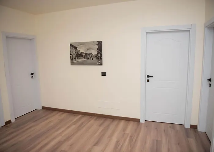 Ora E Vjeter1 Alojamento de Acomodação e Pequeno-almoço Vlorë