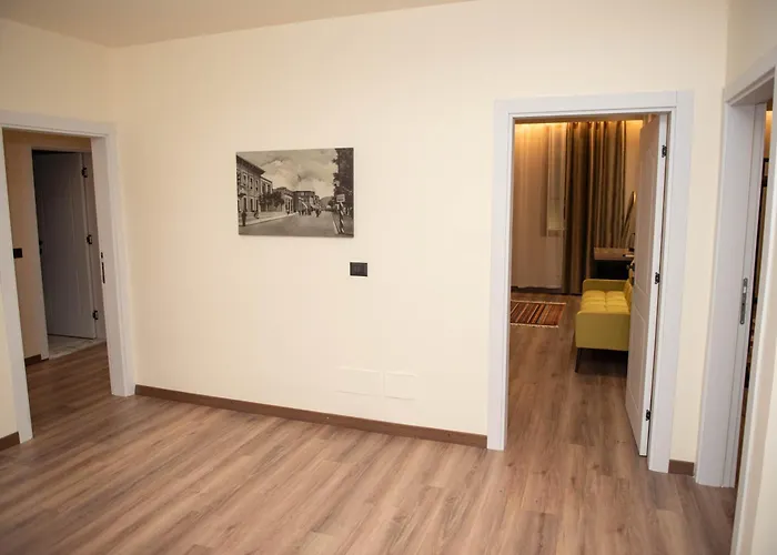 Nocleg ze śniadaniem Ora E Vjeter1 *