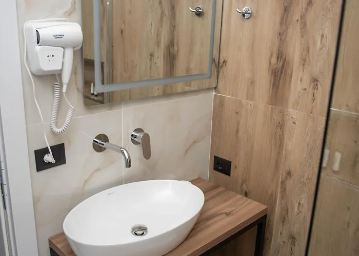 Nocleg ze śniadaniem Ora E Vjeter1